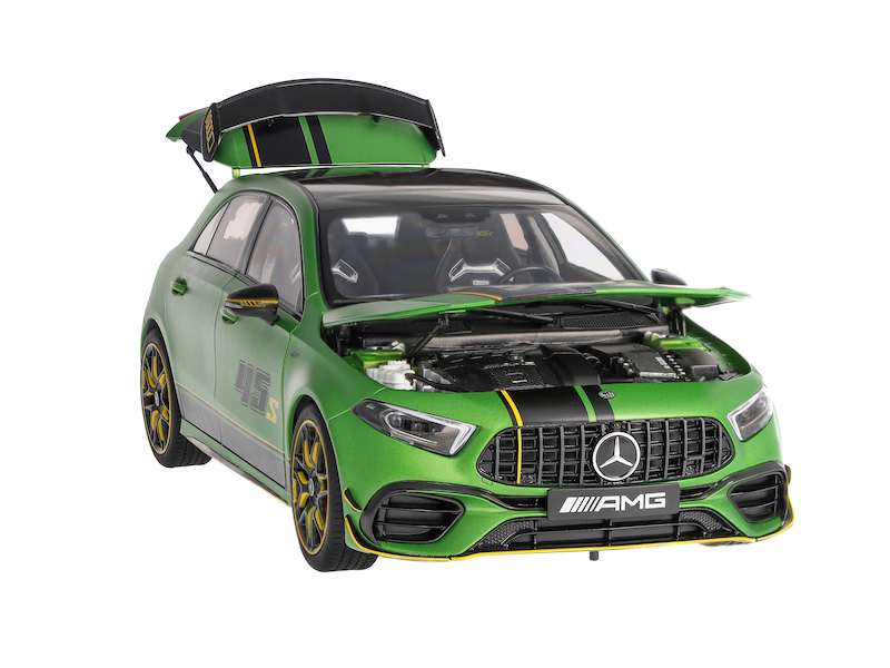 Mercedes-AMG na 45 S 4Matic 1:18 lestvici