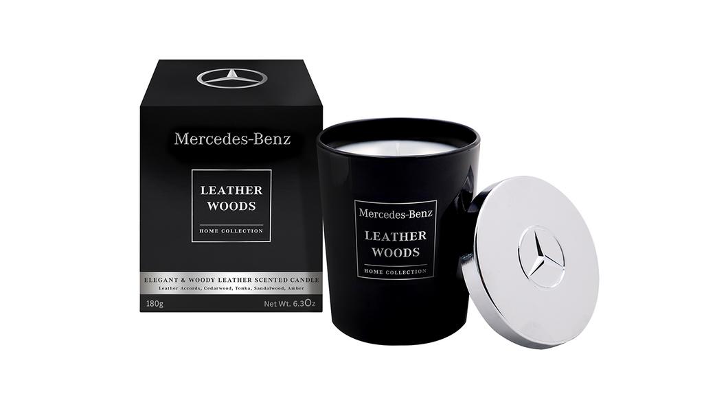 Leather Woods Scented Candle 180 g