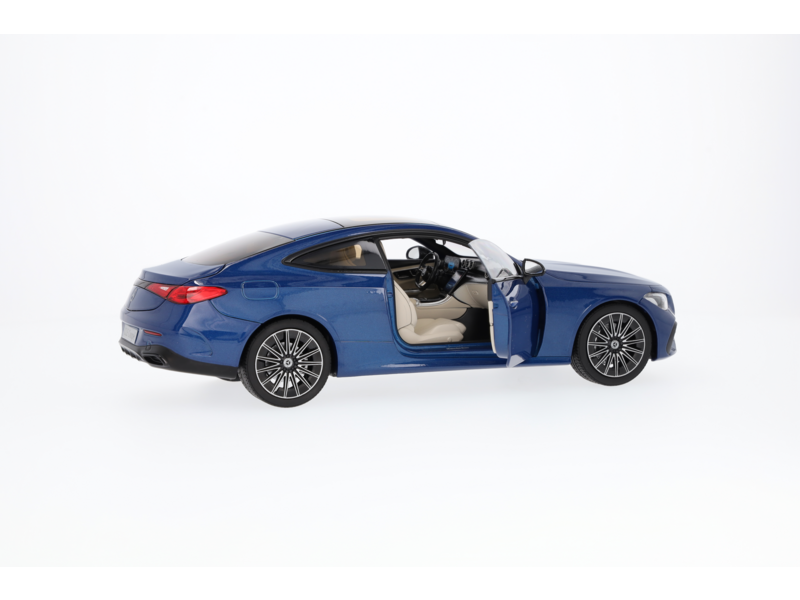 CLE Coupé, AMG Line, C236