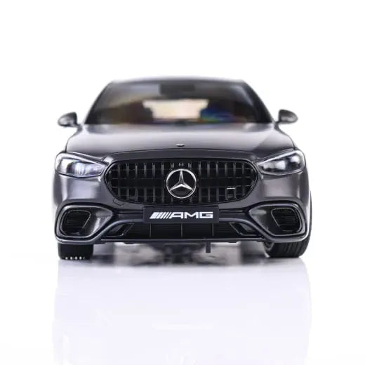 Modellino Mercedes-AMG Classe S V223 63 AMG Manufaktur Graphit Grey Magno Scala 1:18
