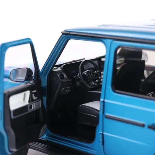 Modellino Mercedes-Benz Classe G G63 AMG MANUFAKTUR, Fuoristrada, W465 Scala 1:18