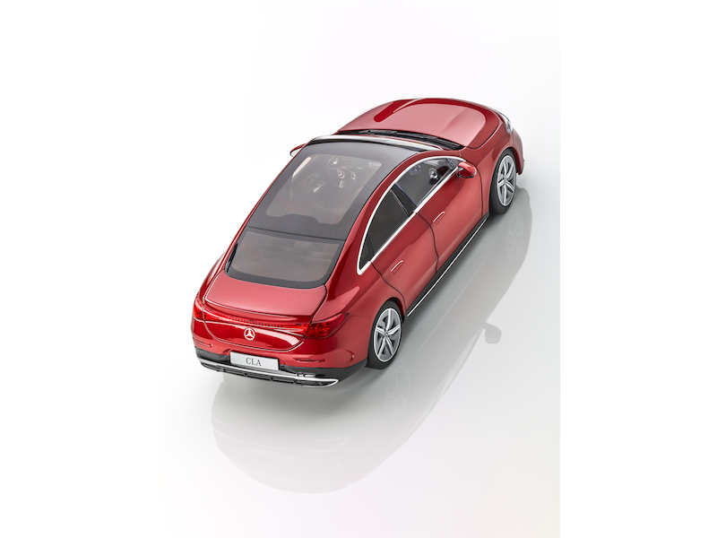 Modellino Mercedes-Benz CLA Coupé C178 scala 1:18