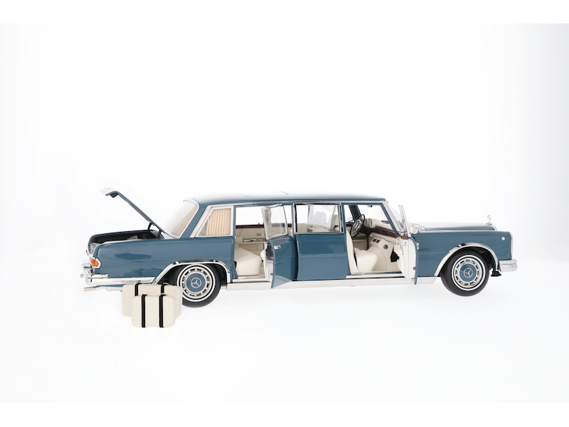 W100 Pullman 600 (1963-1981) Scala 1:18