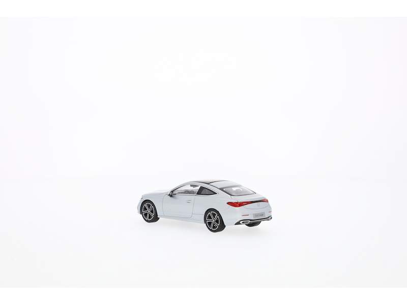 Cle Coupe Avantgarde C236 Scara 1:43