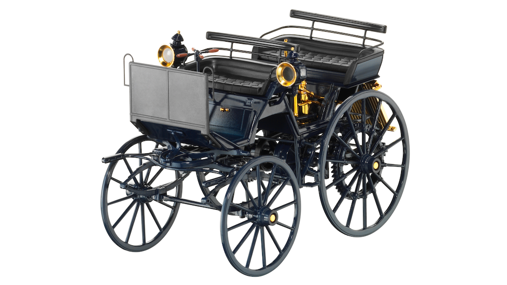 Carrozza a motore Daimler (1886) scala 1:18